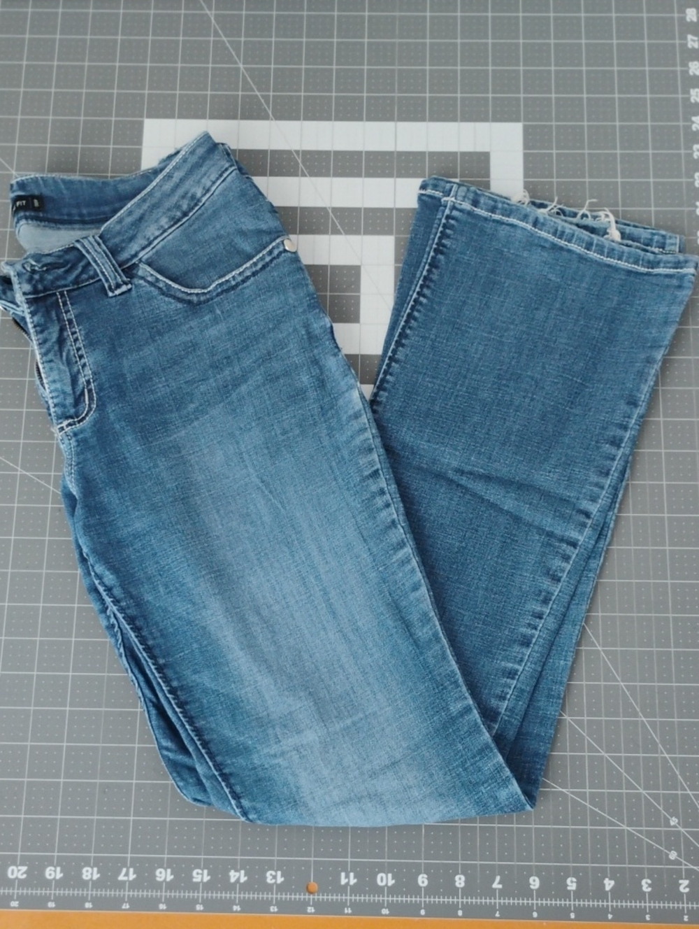 Women's Denim Midrise Fit